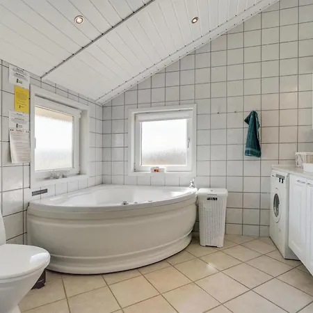 Freek - 400m From The Sea By Interhome Semesterbostad *